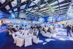 profitroom-fotografia-biznesowa-poznan-zdjecie-z-bankietu-w-sali-ziemi.jpg